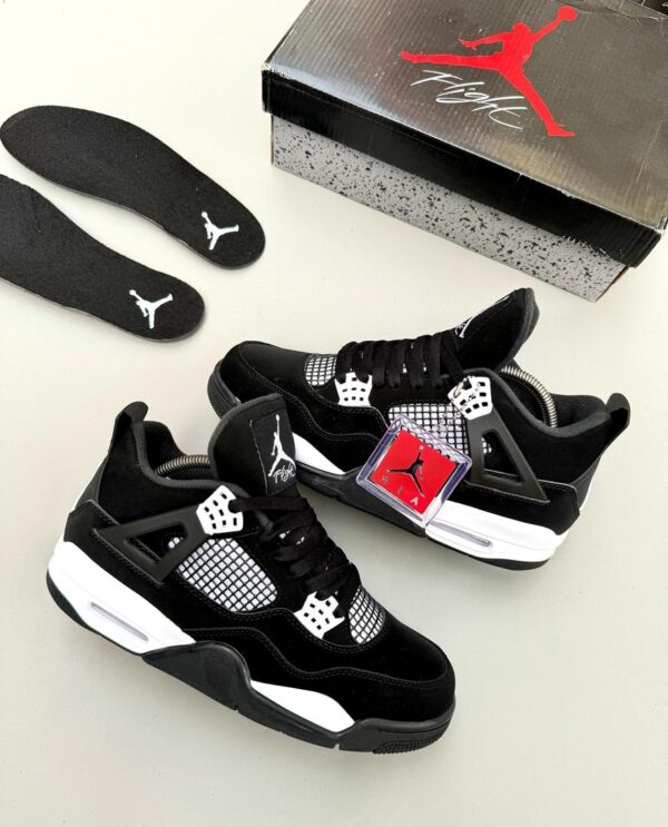 Air Jordan 4 Retro - Image 2