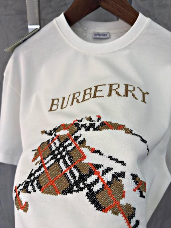 Burberry T-Shirt - Image 2