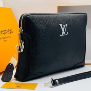 LV Purse