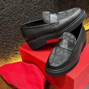 Valentino Garavani Loafers