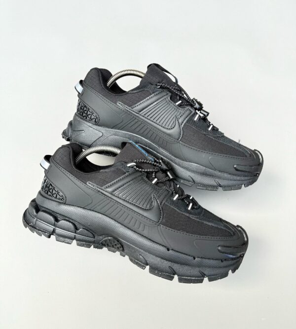Nike Zoom Vomero 5 Roam - Image 3