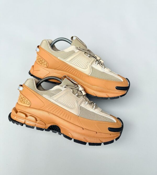Nike Zoom Vomero 5 Roam - Image 3