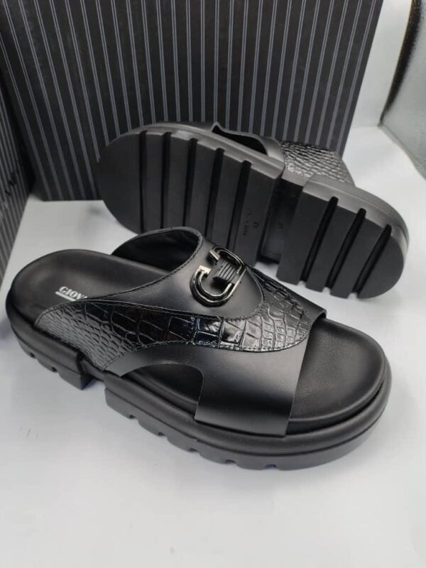 Giovanni Conti Slippers Made In Italy - Image 2