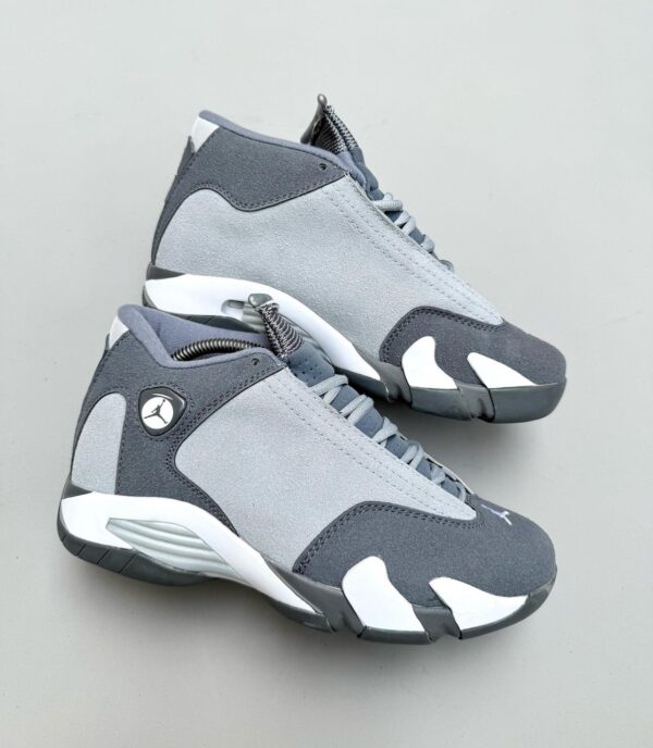 Air Jordan 14 Retro - Image 2