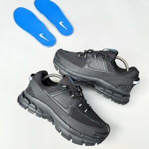 Nike Zoom Vomero 5 Roam