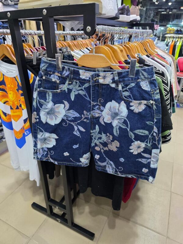 Dynamic Denim Short Jean