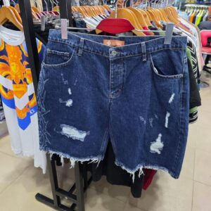 Dynamic Denim Short Jean