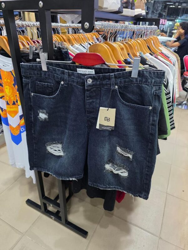 Deep Black Short Jean